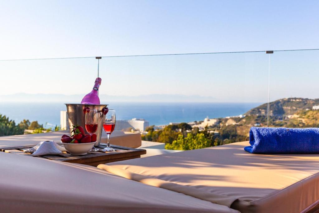 Апартаменты Flyviewflatsgold Privatehottub With Seaview Иксиа Экстерьер фото